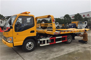 西秀区哪里有拖车服务